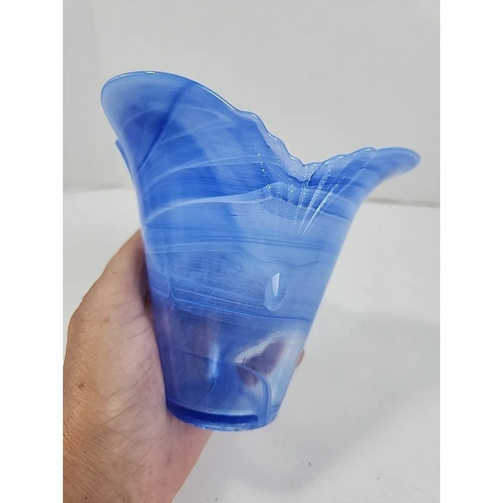 Vintage Lavorazione Murano Style Art Glass Blue Clear Swirl Ruffled Edge Vase